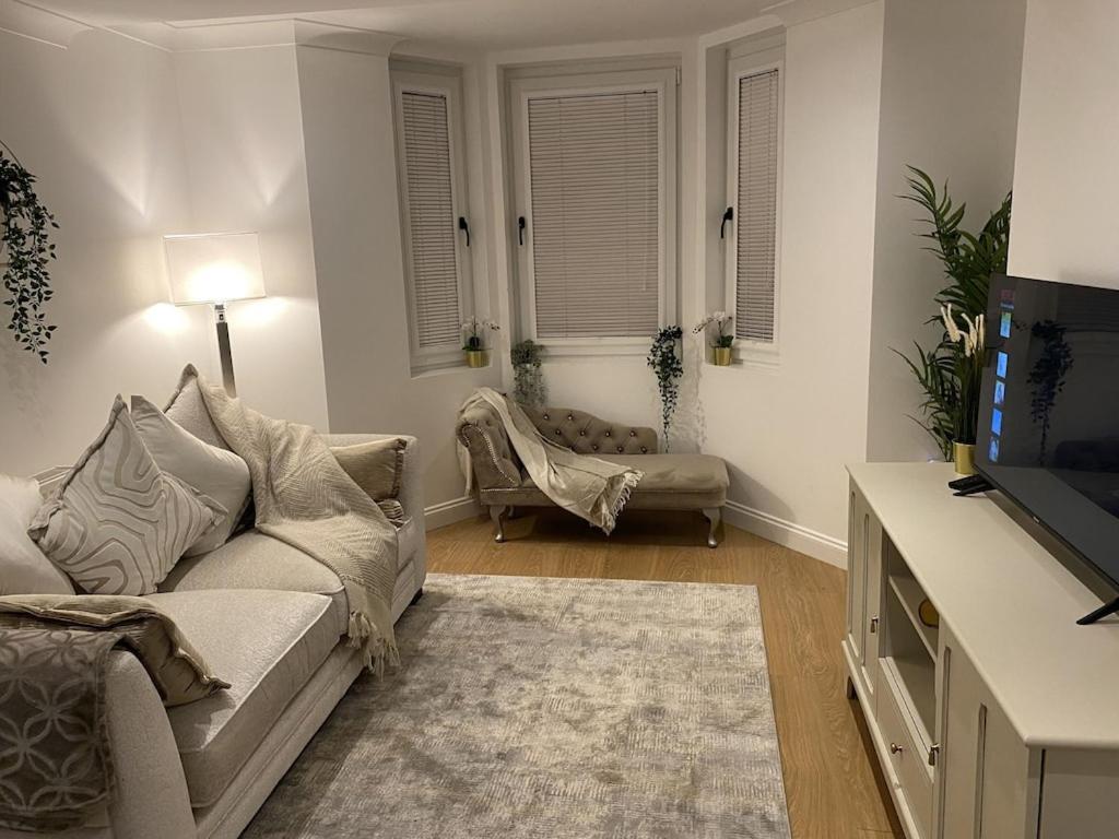 Gorgeous 2 Floor 3 Bed Apartment St Leonards-on-Sea Exteriör bild