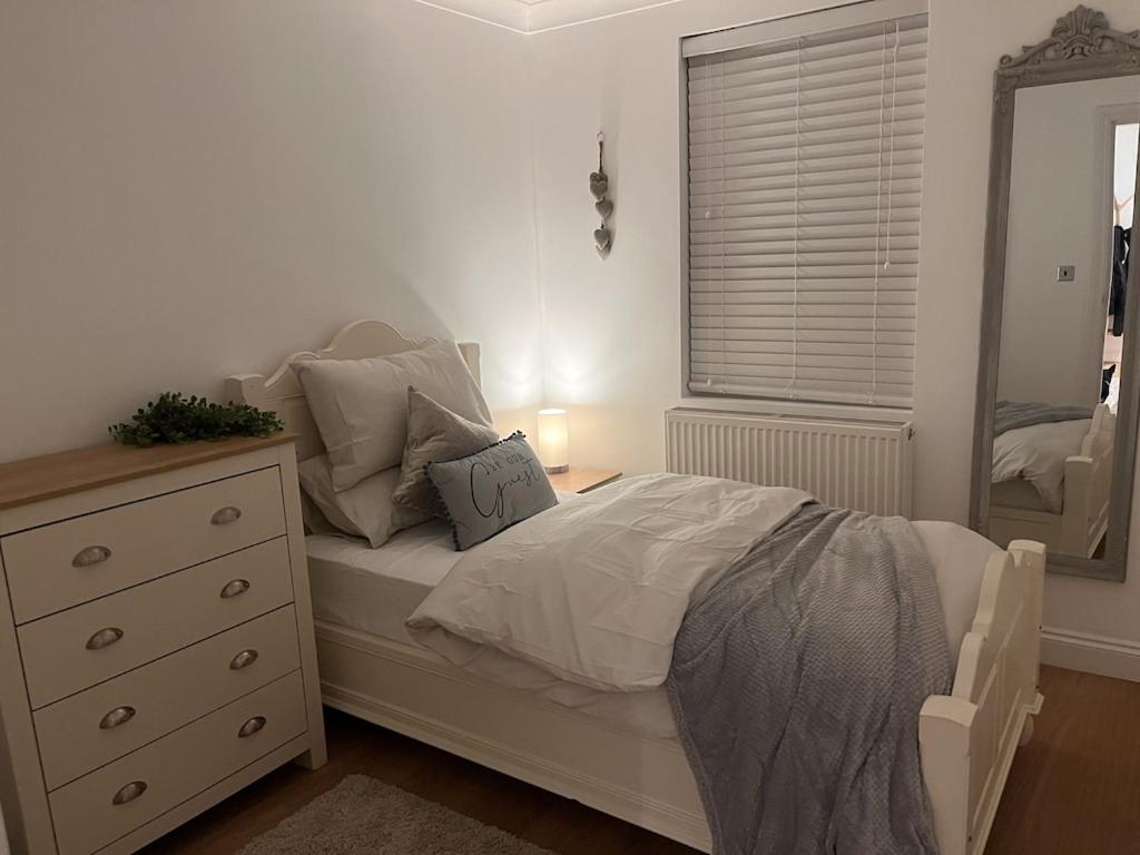 Gorgeous 2 Floor 3 Bed Apartment St Leonards-on-Sea Exteriör bild