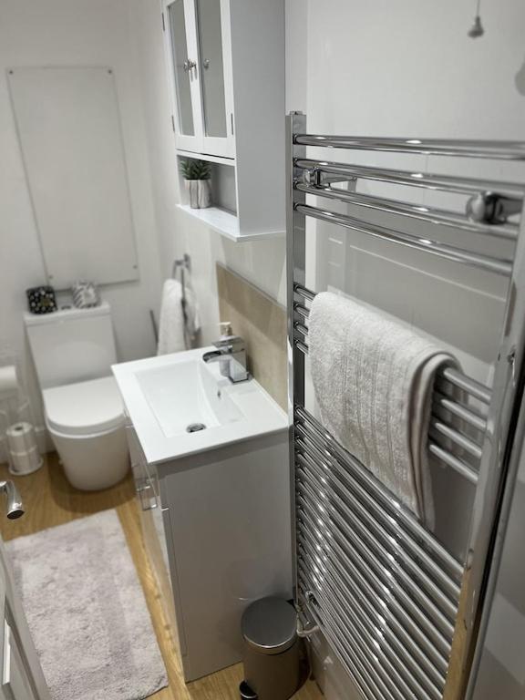 Gorgeous 2 Floor 3 Bed Apartment St Leonards-on-Sea Exteriör bild