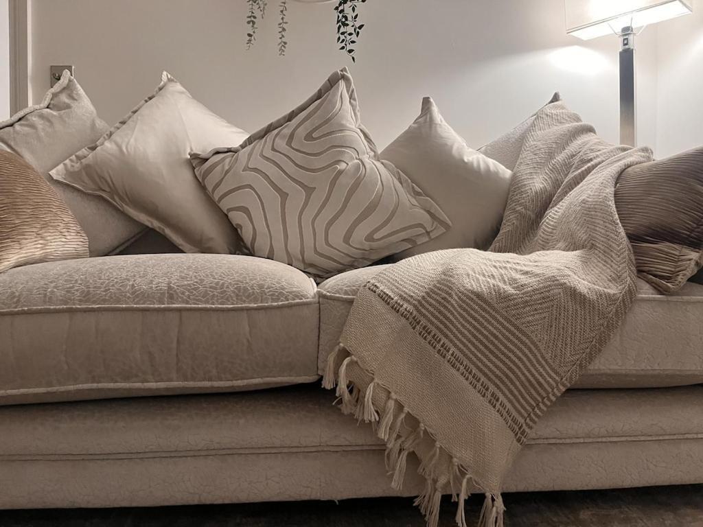 Gorgeous 2 Floor 3 Bed Apartment St Leonards-on-Sea Exteriör bild